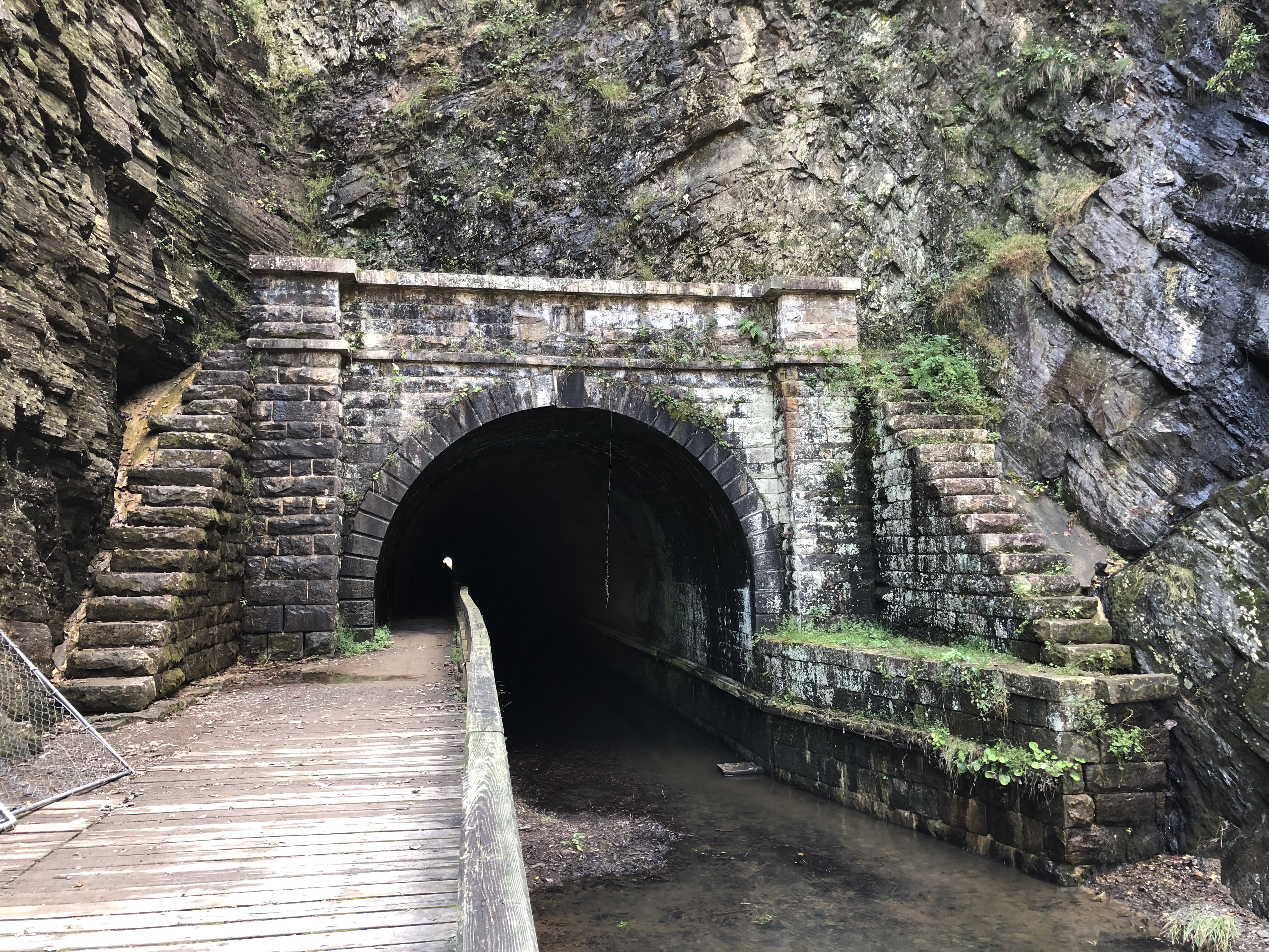 The downstream entrance to the Paw Paw Tunnel (2018). Photo courtesy of author Trevor Laurie.